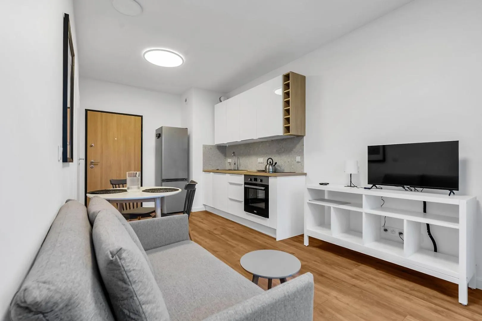 Metro Wierzbno Cosy Apartment Warsaw Poland