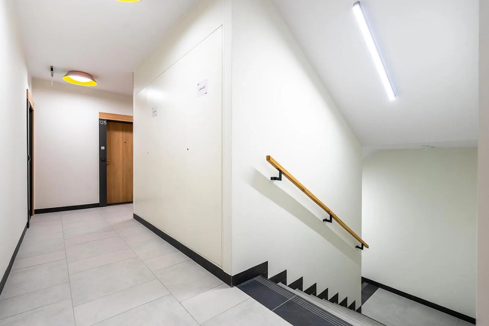 Metro Wierzbno Cosy Apartment Varşova